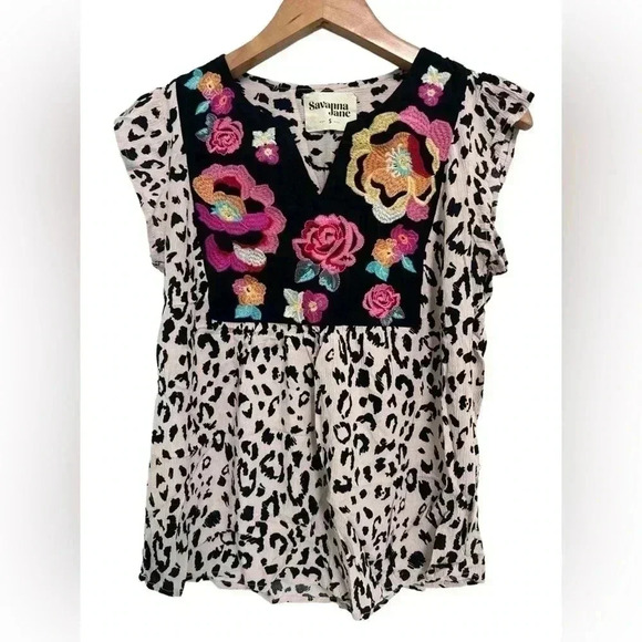 Savanna Jane Floral Leopard Embroidered Top Flutter Sleeve Size Small - Picture 6 of 6